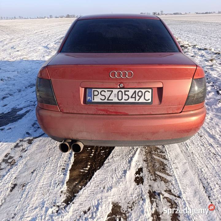 Audi a4 b5 1994 18 benzyna skórysedan benzyna wielkopolskie Ćmachowo