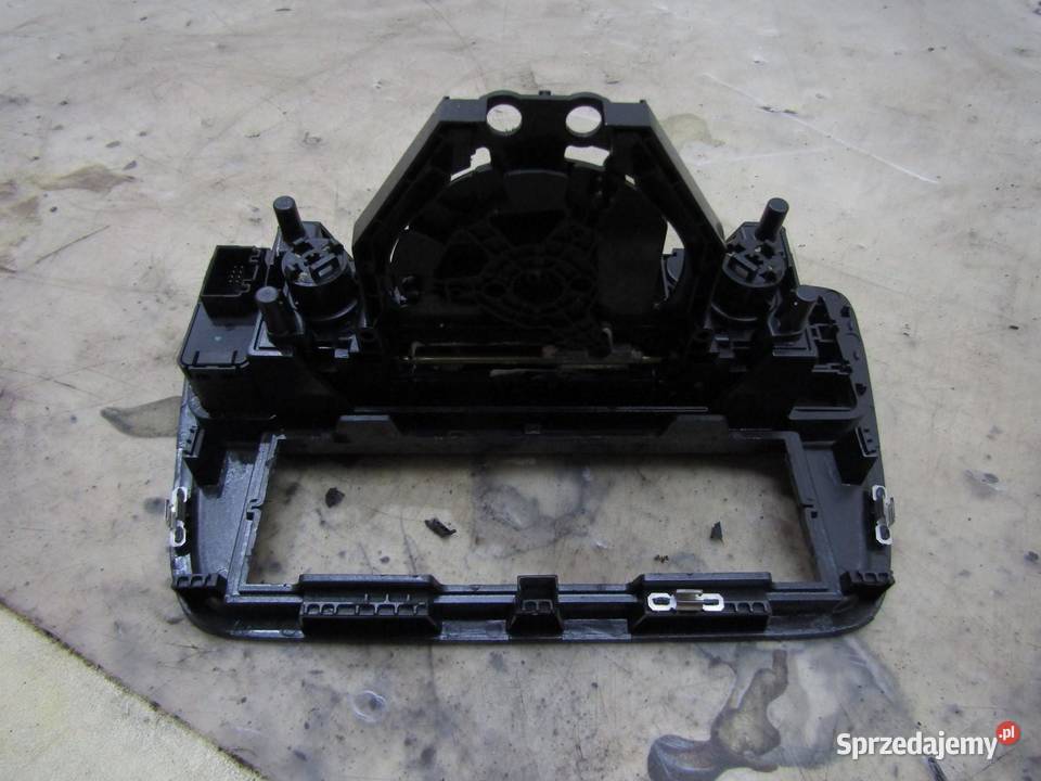 PANEL KLIMATYZACJI NAWIEWU RAMKA RADIA VW UP osobowe