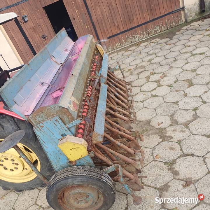 Siewnik Poznaniak 27m nieuszkodzony Twardowice