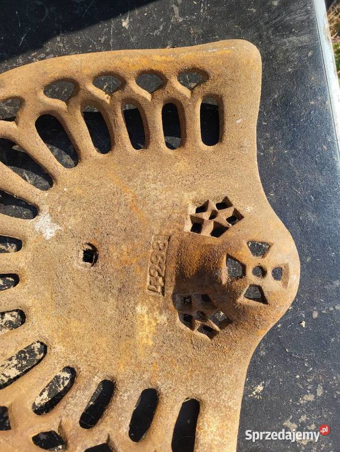 TYRAKTOR SIEDZENIE ŻELIWO STARY URSUS LANZ FORD Rybnik