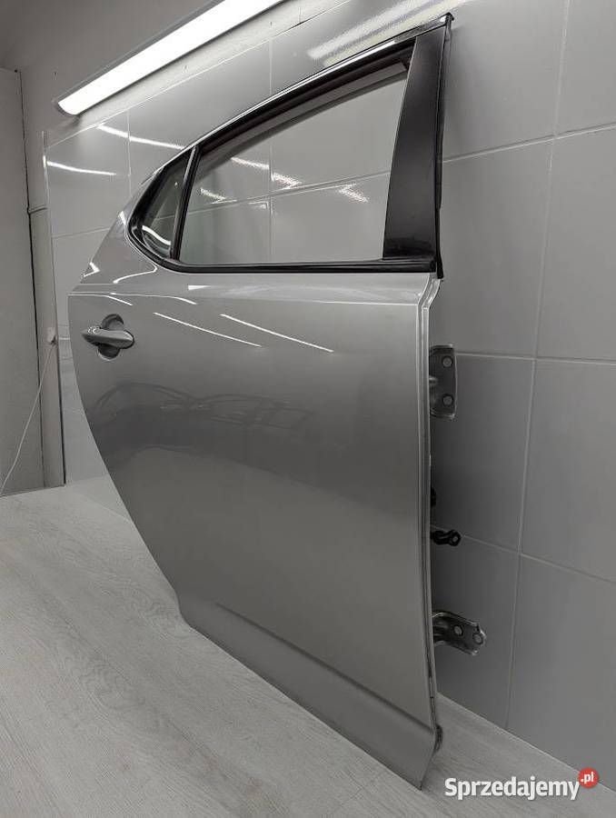DRZWI PRAWY TYŁ TYLNE BOCZEK 3D BRIGHT SILVER Białystok