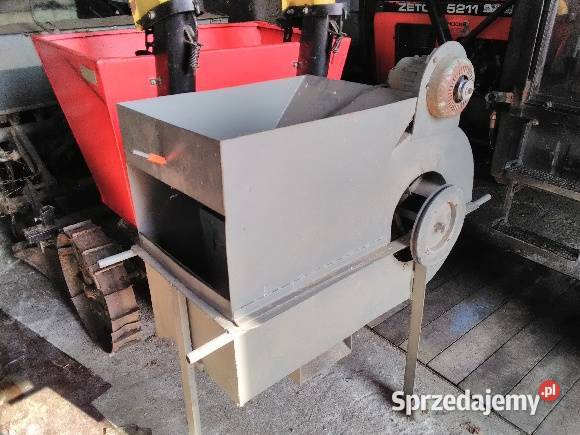 Sadzarka Wiejnia i młynek Koło