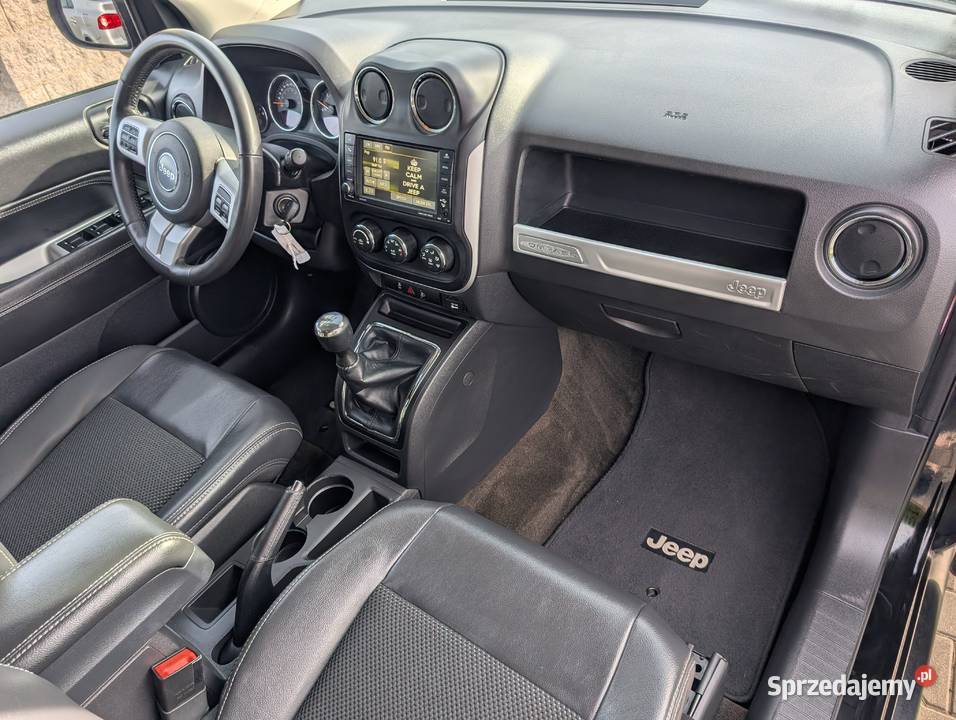 JJeep Compass 20 Benzyna 155 2014 114 000 TV benzyna Góra Kalwaria