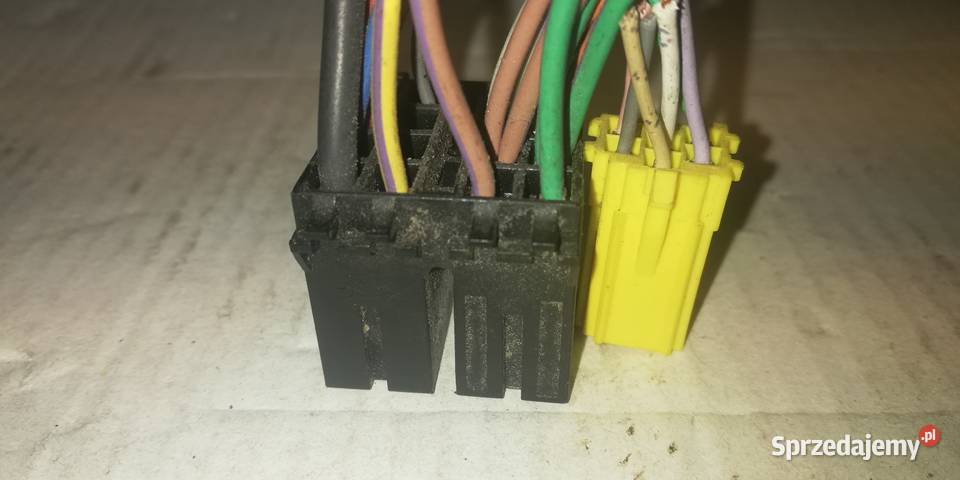 wtyczki radia Citroen Peugeot Renault materiały instalacyjne Układ elektryczny Piotrków Trybunalski sprzedam