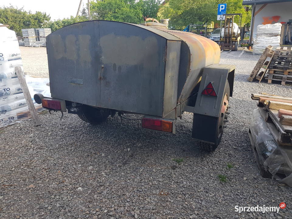 Przyczepa wojskowa do transportu wody Przyczepy rolnicze Rozkopaczew sprzedam