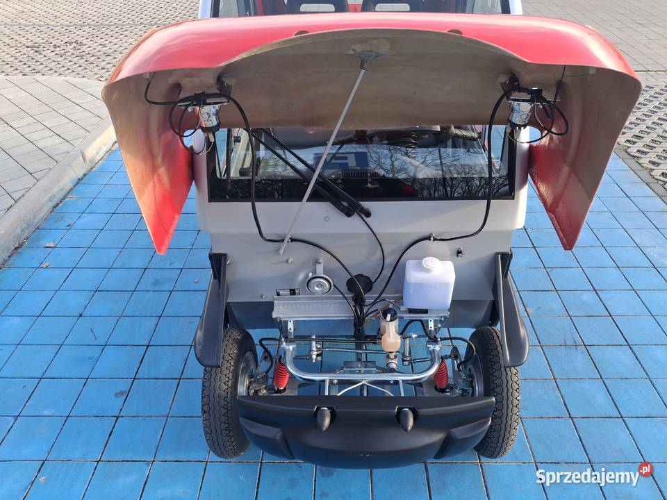 Pojazd elektryczny LEICHTMOBILE CHARLY 4 do 15 h pierwszy właściciel świętokrzyskie Starachowice