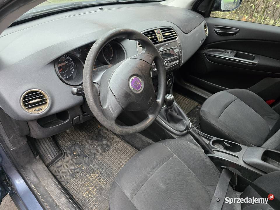 Ekonomiczny Fiat Bravo 19 jtd 120 koni Orzech