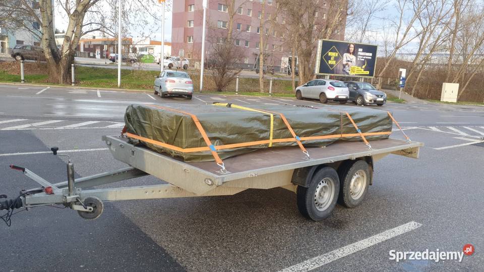 Przyczepka wynajem laweta plandeka spedycja Burtowe i plandeki Celestynów