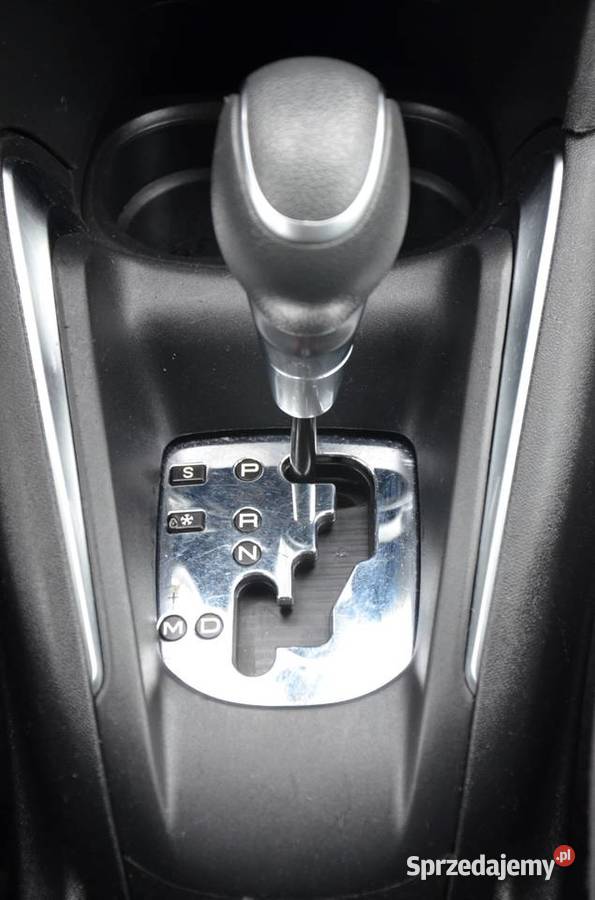 Peugeot 208 12 110 Automat Allure czarny Turek