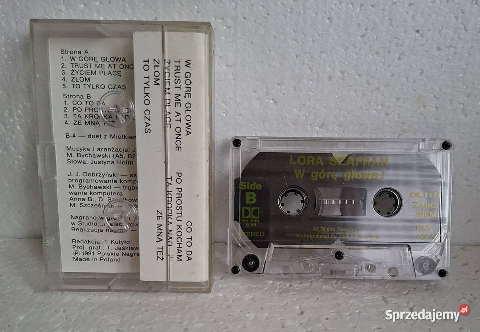 W Górę Głowa Lora Szafran Warszawa