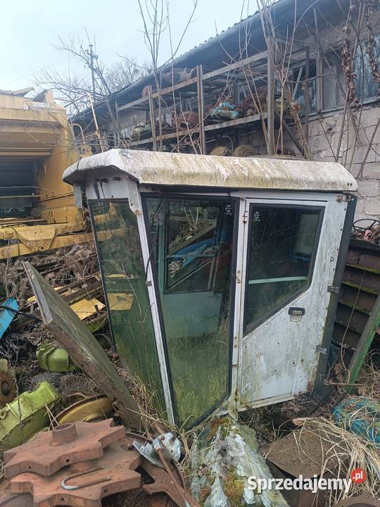 Kabina do kombajnu Dragany