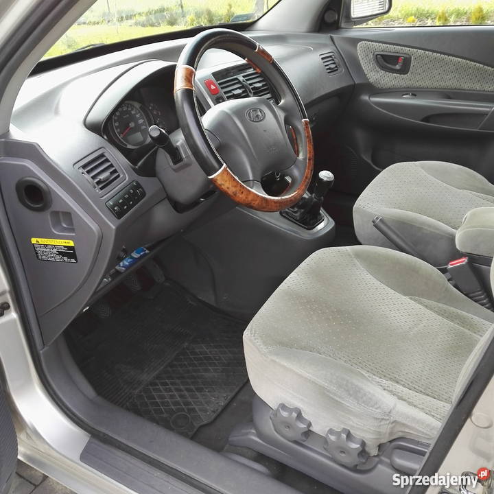 Hyundai Tucson 20 benzyna lpg 4WD 141 srebrny lakier metallic Lublin