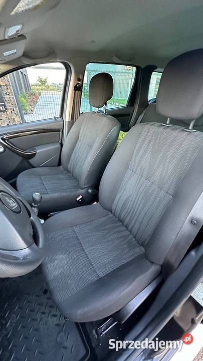 Dacia duster 16 LPG 4x4 klimatyzacja kupiony w polskim salonie małopolskie