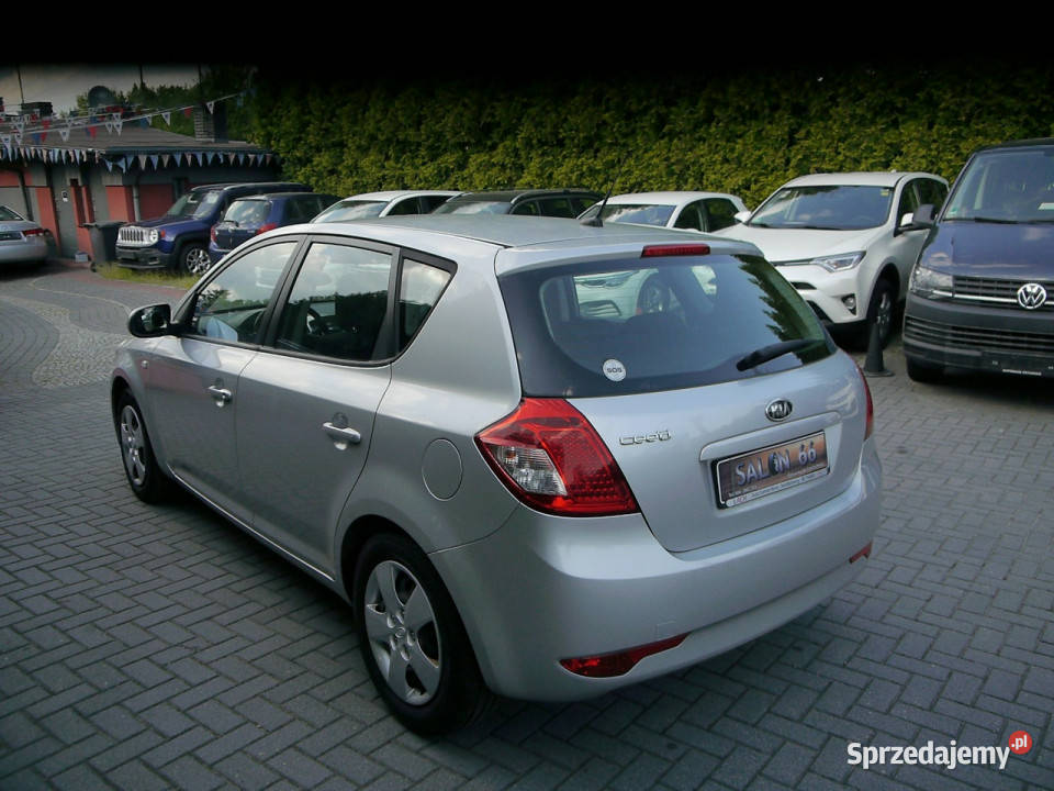 Kia Ceed 14b zwykły silnik Stan b bezwypadkowy z VAT marża Częstochowa