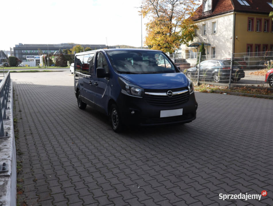 Opel Vivaro 16 BiCDTI