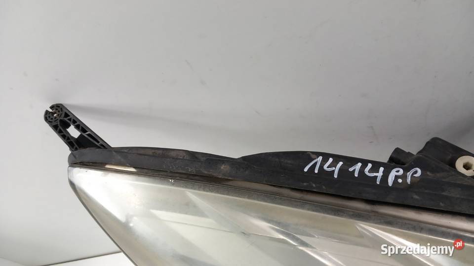 OPEL INSIGNIA A LAMPA PRZÓD PRAWA Zbierkowo