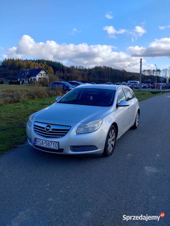 Opel Insignia Sports Tourer 20 CDTI 2010 255350km Sanok sprzedam