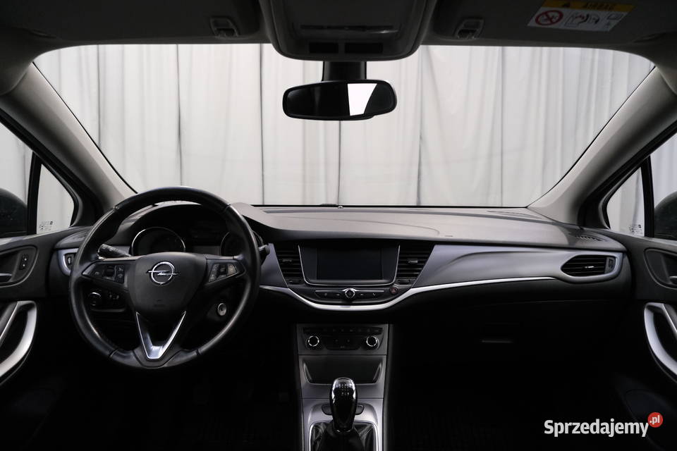 OPEL ASTRA SPORTS TOURER 139900 ccm 125 radio mazowieckie Warszawa