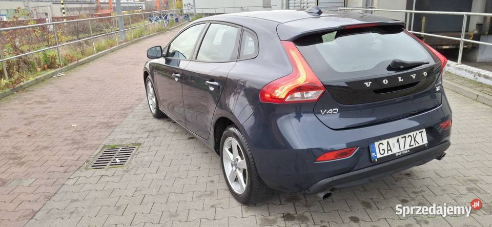 Volvo v40 2014r T2 16 benzyna 98 przebiegu manualna Gdynia