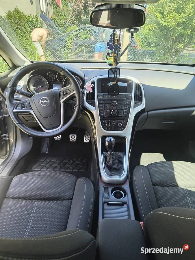 Opel Astra Sports Tourer PJ SW wersja sportowa Wołów