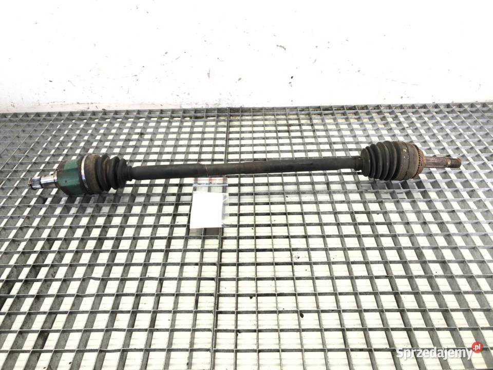 PÓŁOŚ PRAWY PRZÓD MITSUBISHI LANCER VII 20 135