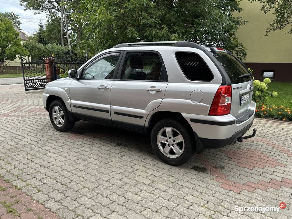 Kia sportage 20 benzyna 2010 super stan manualna Gorzyce sprzedam