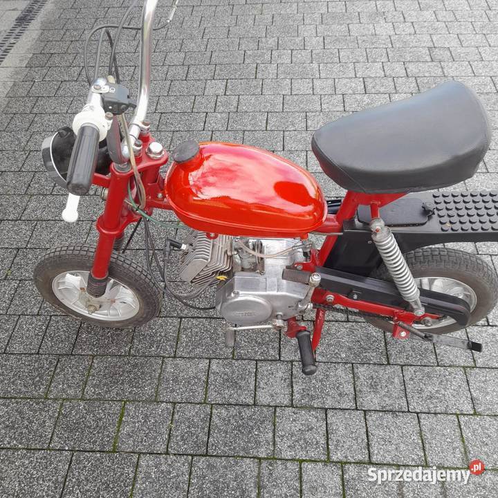 Sprzedam motorynke beż papierow