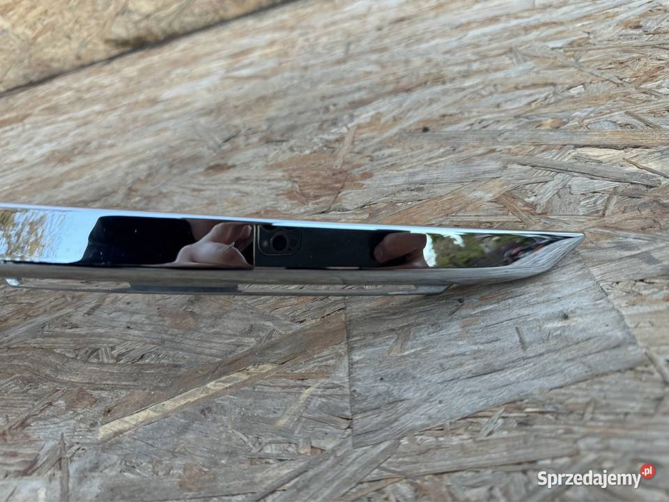 Listwa chrom zderzaka przód prawa rh Mitsubishi