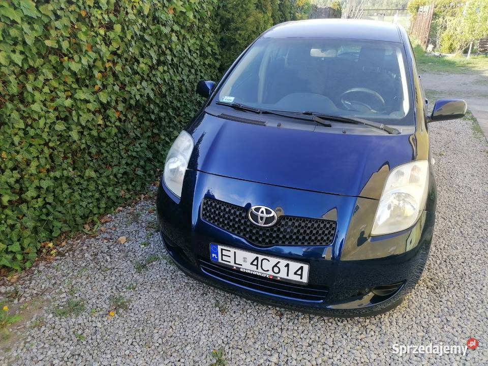 Toyota Yaris 13 benzyna 5 drzwi 1298cm3 Samochody osobowe Konstantynów Łódzki