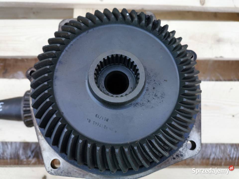 Napęd pompy hydraulicznej John Deere 8430 wielkopolskie Wilkowo
