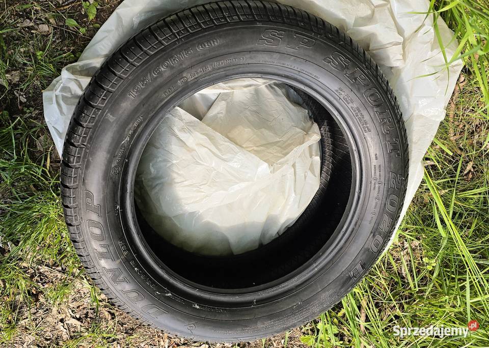 Opona Dunlop 2020 Sport 19560 R 15 sprzedam