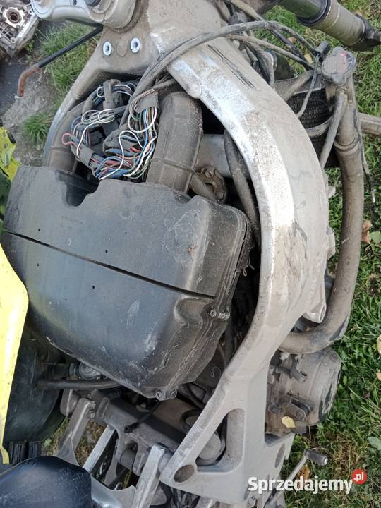 Honda CBR 900 RR 919 RR SC33 1997 gaźnik lagi Samochody na części Samochody na części Wiązów
