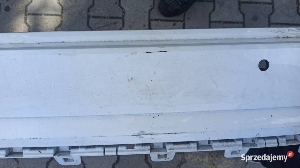 Zderzak tył tylny Audi A4 B9 kombi avant biały osobowe