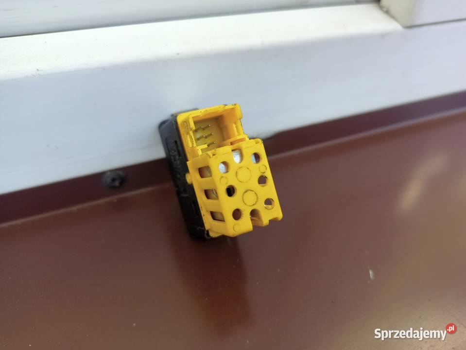 BMW E36 przycisk przełącznik podgrzewania foteli Części samochodowe Sieradz