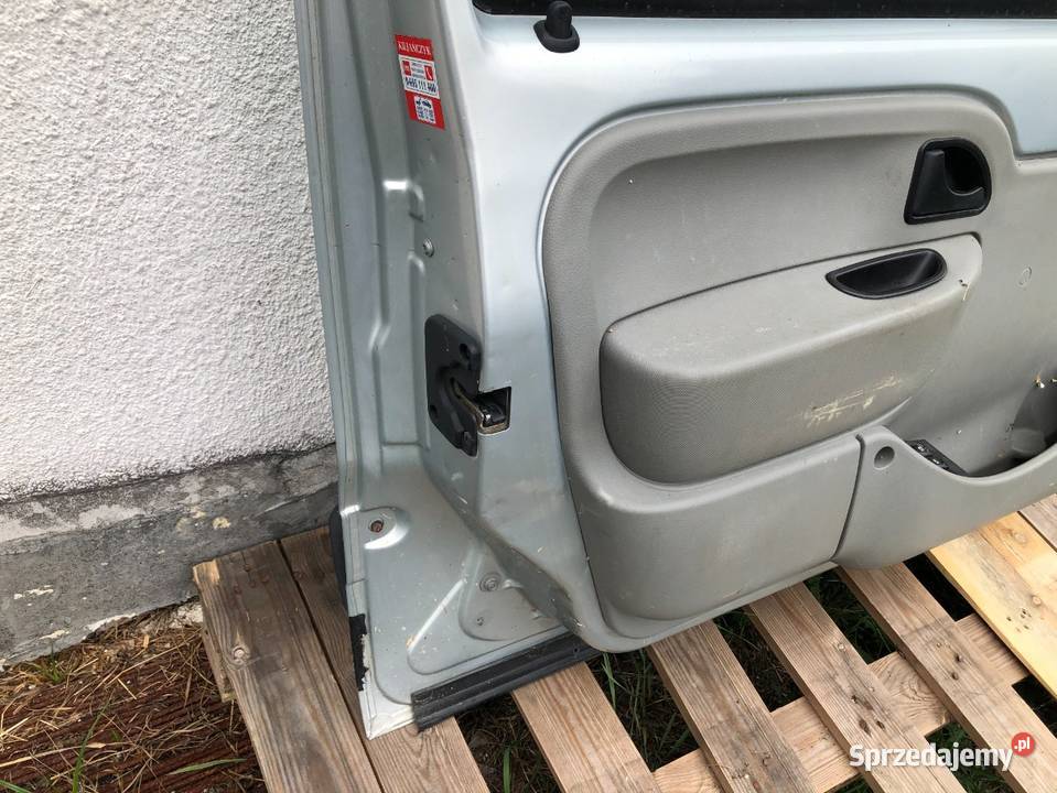 Renault Kangoo I Lift 2005r Drzwi przód przednie Skarżysko-Kamienna