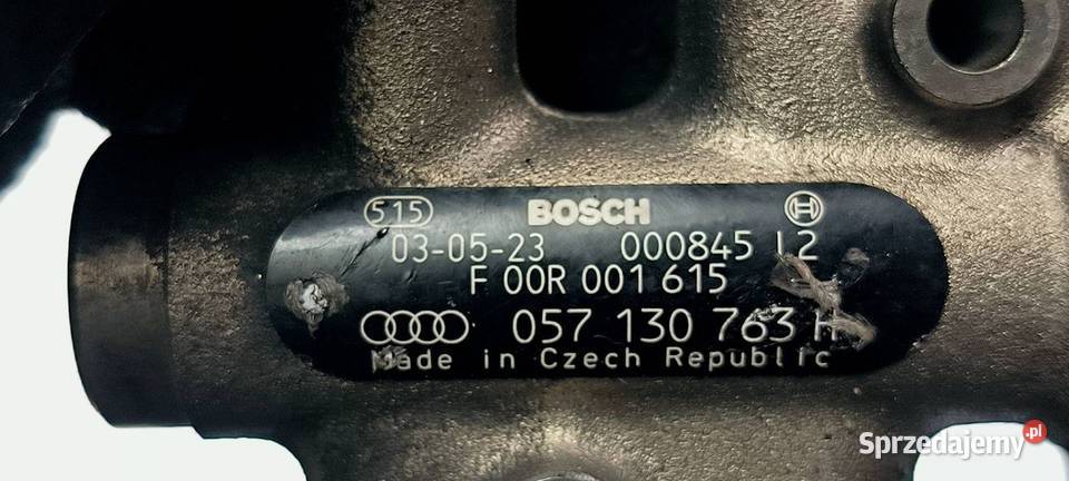 LISTWA WTRYSKOWA AUDI A8 D3 057130763H Lipno