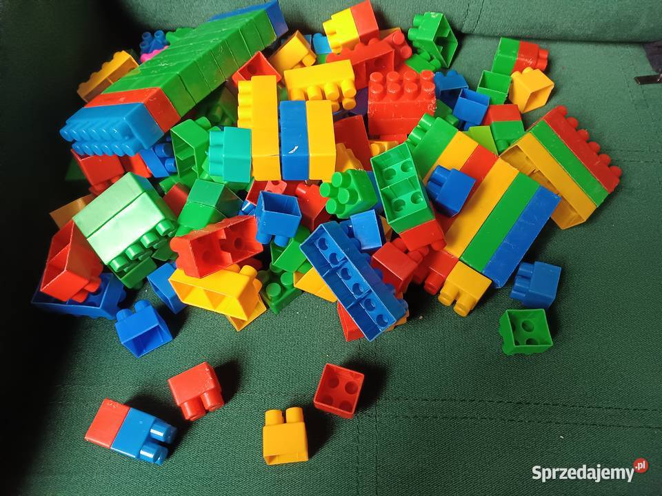 Klocki plastikowe zestaw 300 sztuk różnych Zbylitowska Góra
