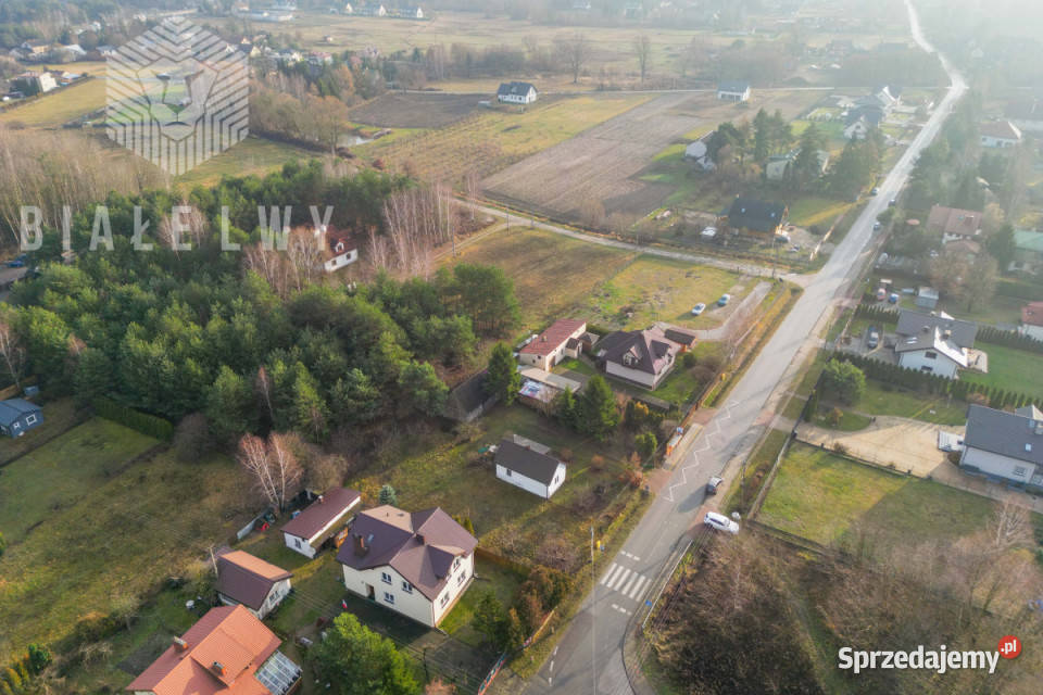 Grunt 1400m2 Ustanów Długa