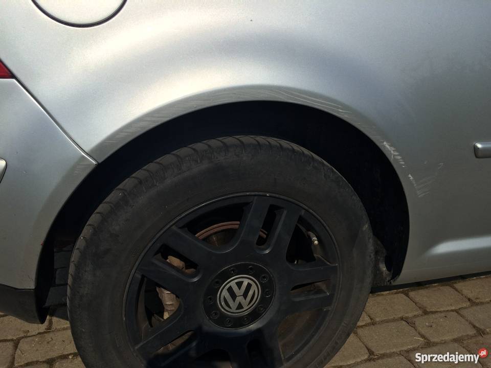 VW Golf IV 2003 Lift srebrny Samochody osobowe warmińsko-mazurskie Świątki