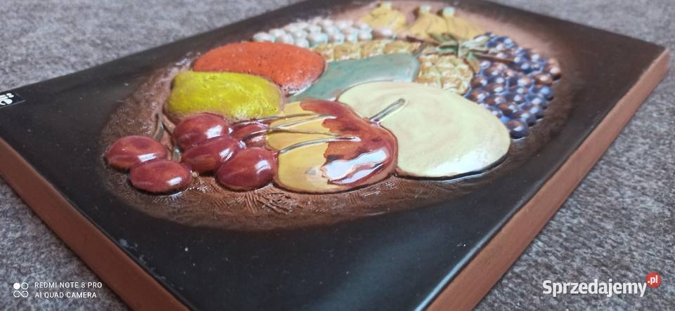 Kafel ceramiczny Z owocami
Sygnowany Jie