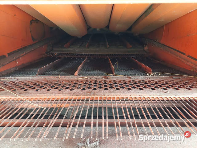 Bizon Super kombajn zbożowy Sprowadzony Rolnictwo Szołtany