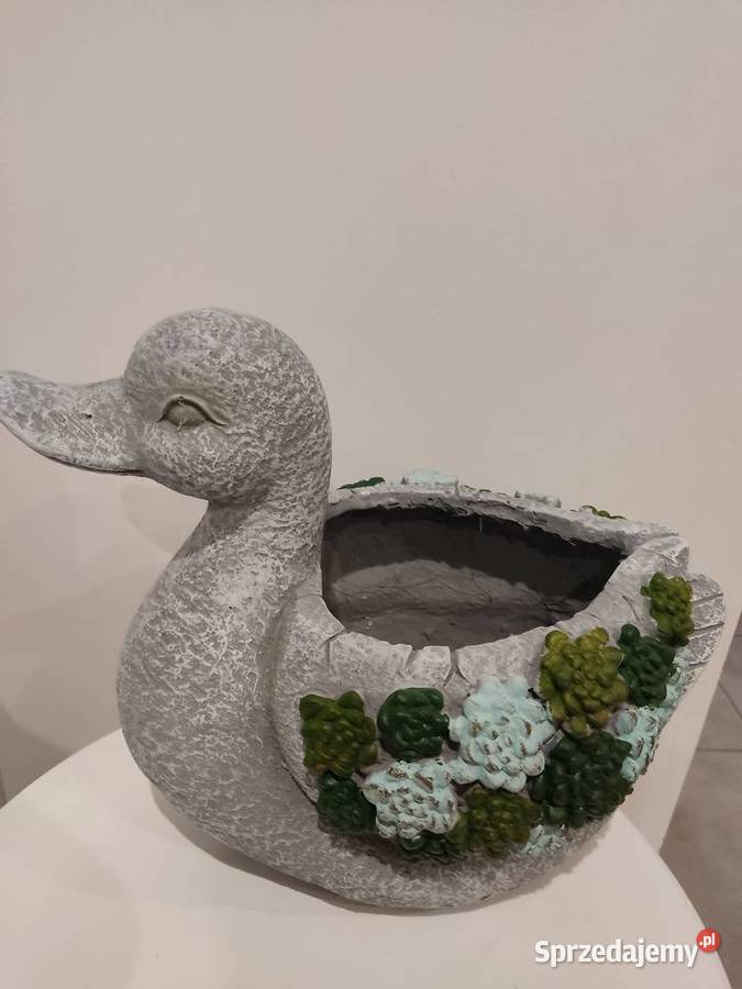 Donica betonowa w kształcie kaczki