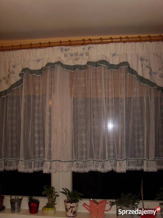 FIRANKA Z FALBANKAMI BIAŁA WYSTRÓJ OKNA WROCŁAW Wrocław