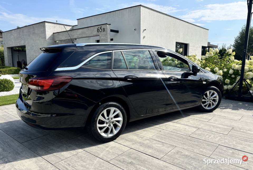 Opel Astra Sports Tourer 2021 92500km Świątniki