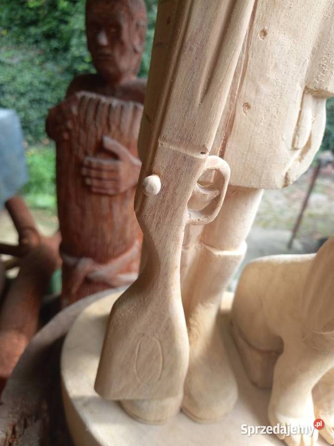 Rzeżba ludowa Myśliwy podkarpackie Trzęsówka sprzedam