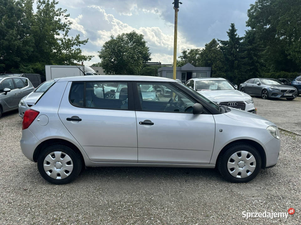 koda Fabia KlimatyzacjaIsofixSalon centralny zamek Škoda Warszawa