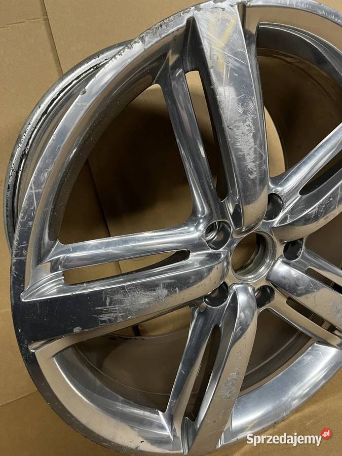 Felga Vw Touareg 9Jx20 ET57 5x130 7P6601025G osobowe Gostyń sprzedam