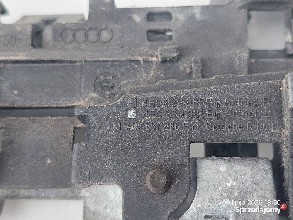 AUDI A8 D3 42 TDI 0510 4E1837885E MOCOWAN4IE osobowe Włoszczowa