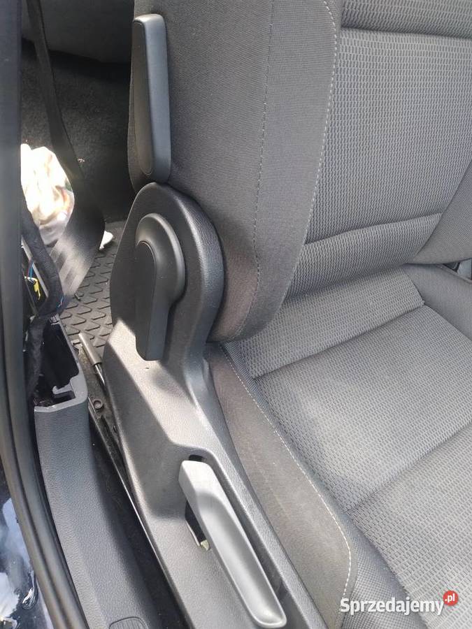 siedzenia fotele vw golf VII 7 kombi Fotele i kanapy Motoryzacja pomorskie Kwidzyn