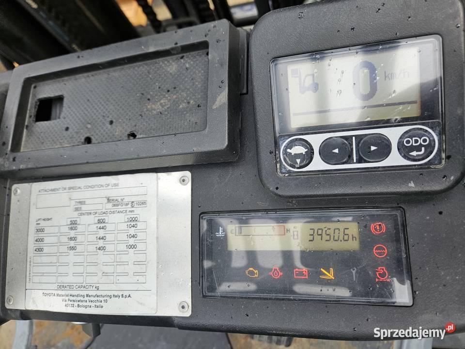 Toyota 8FGF18F wózek czołowy LPG gaz Wrocław
